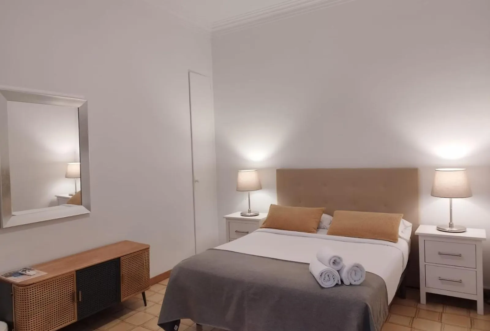 Sunny Rooms Bcn Barcelona 0*,